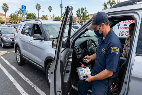 Car lockout service in Belmont CA